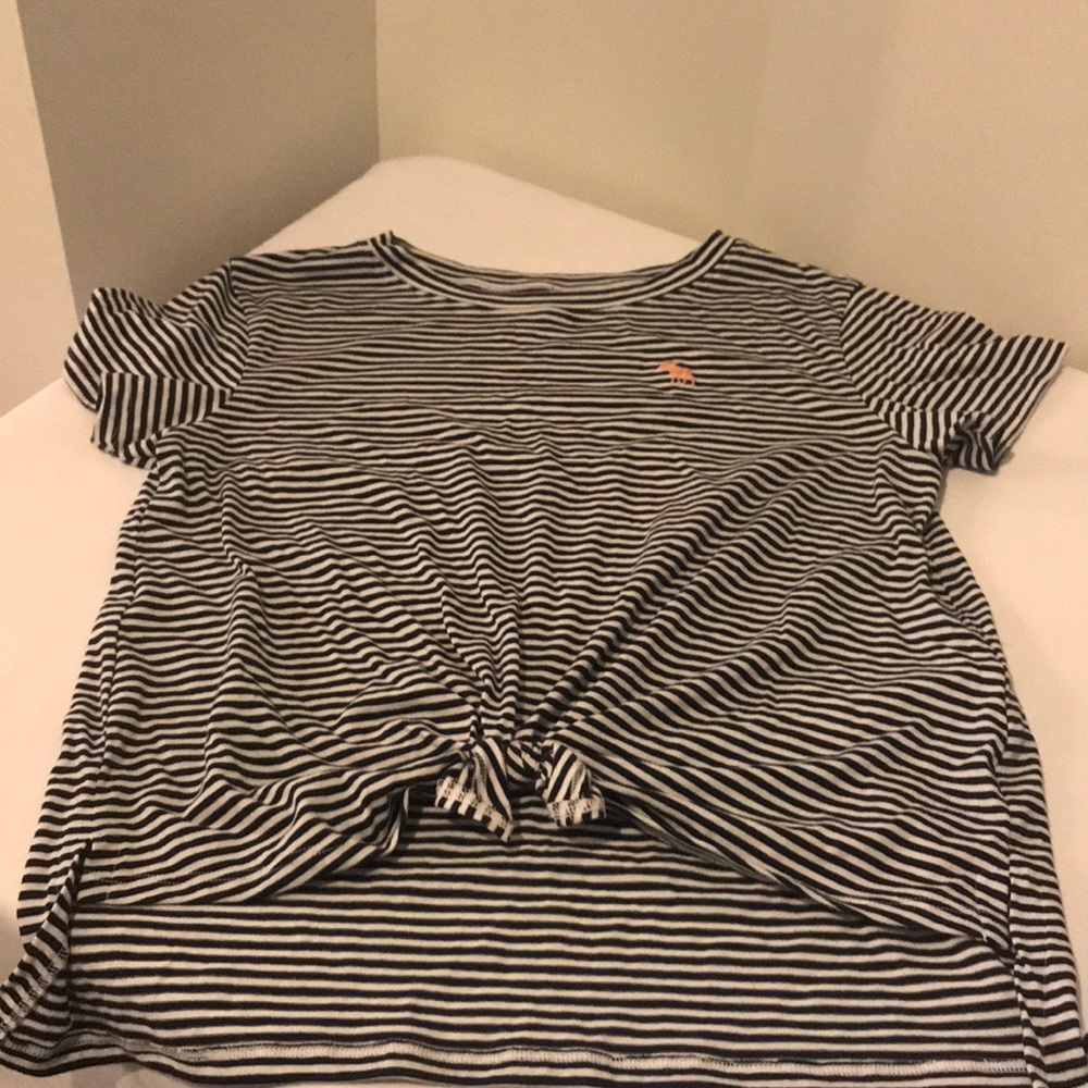 Abercrombie Kids T Shirt Size 11-12